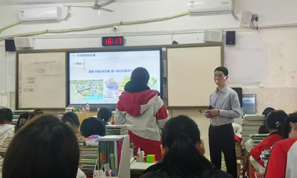 结对帮扶强教研 教育蓝图绘新篇——钦州市第二中学赴凭祥市高级中学开展第五批教育援边帮扶活动