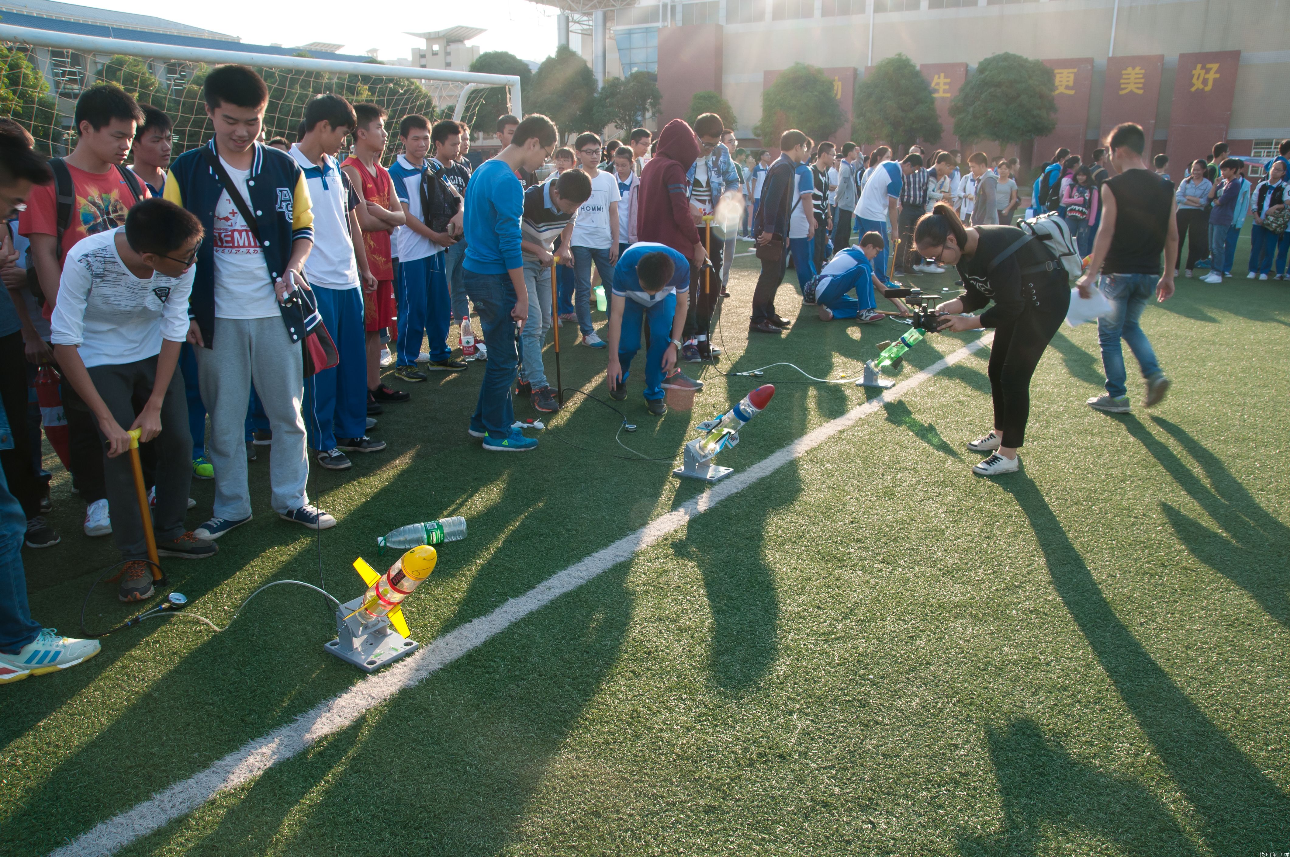 钦州市第二中学2016年科学节活动总结